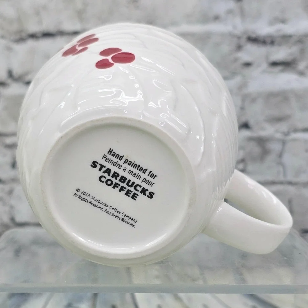 Starbucks 2010 White Christmas‎ Mug Red Holly Berries Embossed Ceramic Cup 16 oz